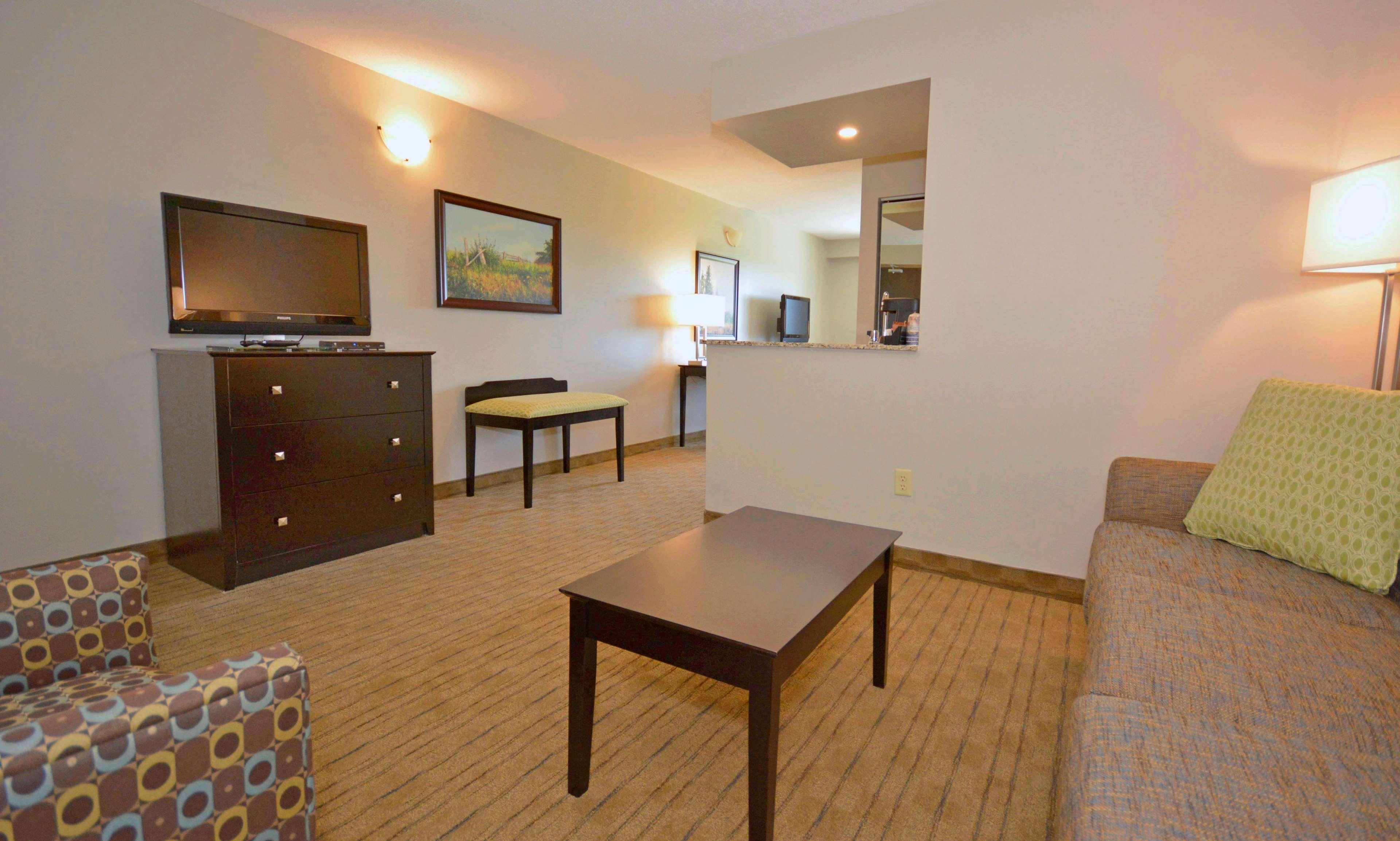 Best Western Pembroke Inn & Conference Centre Екстер'єр фото
