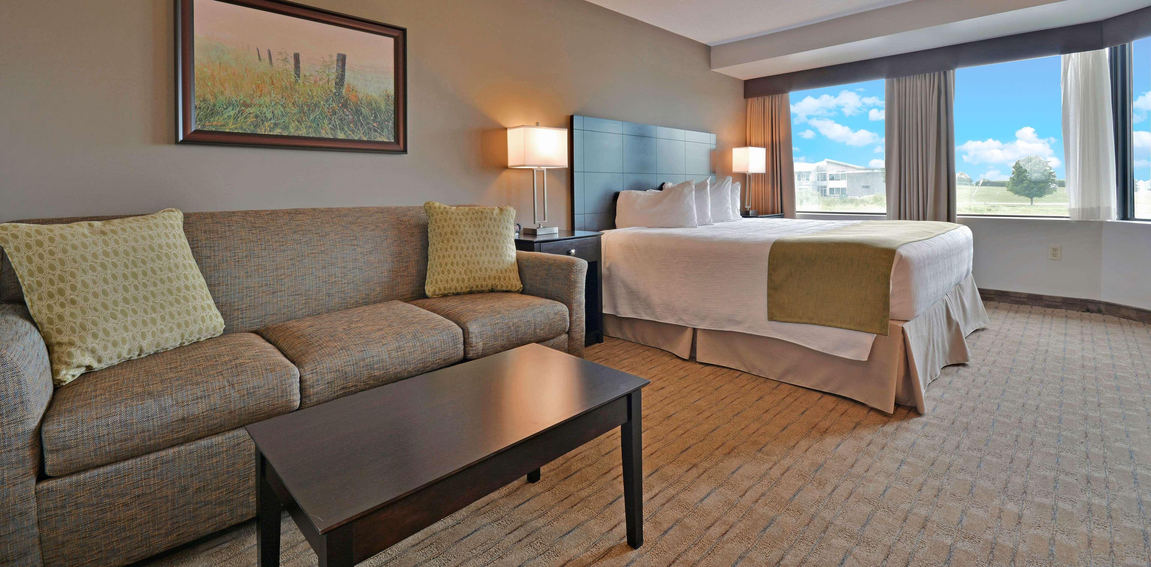 Best Western Pembroke Inn & Conference Centre Екстер'єр фото