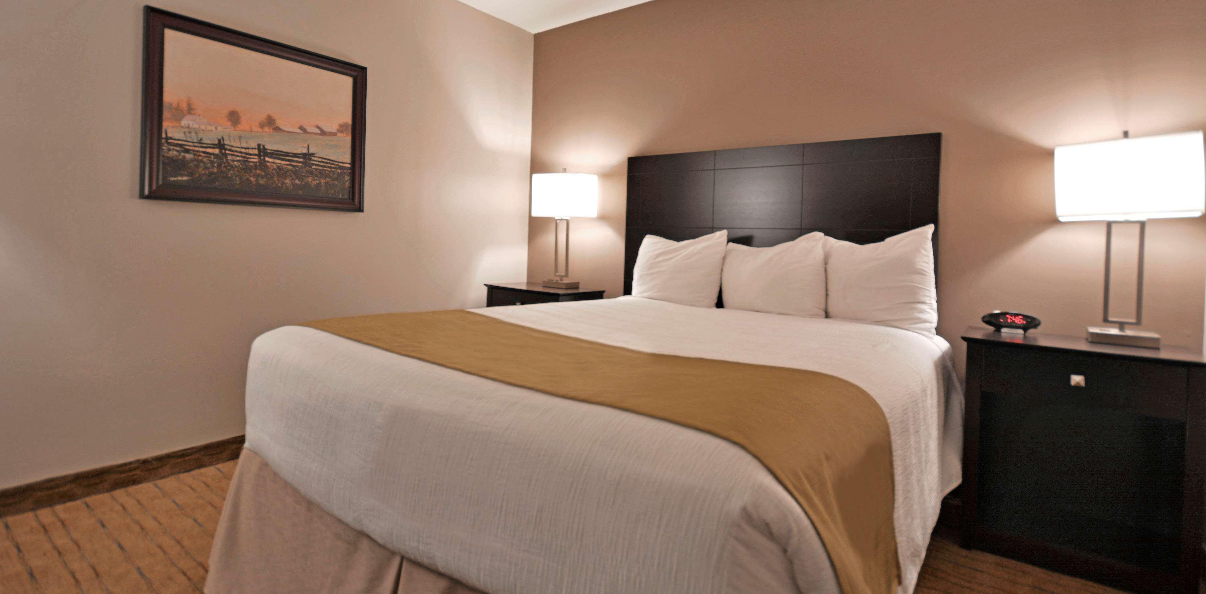 Best Western Pembroke Inn & Conference Centre Екстер'єр фото