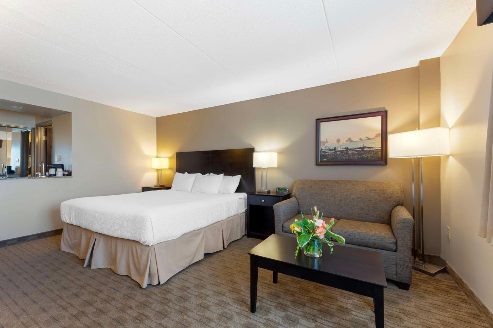 Best Western Pembroke Inn & Conference Centre Екстер'єр фото