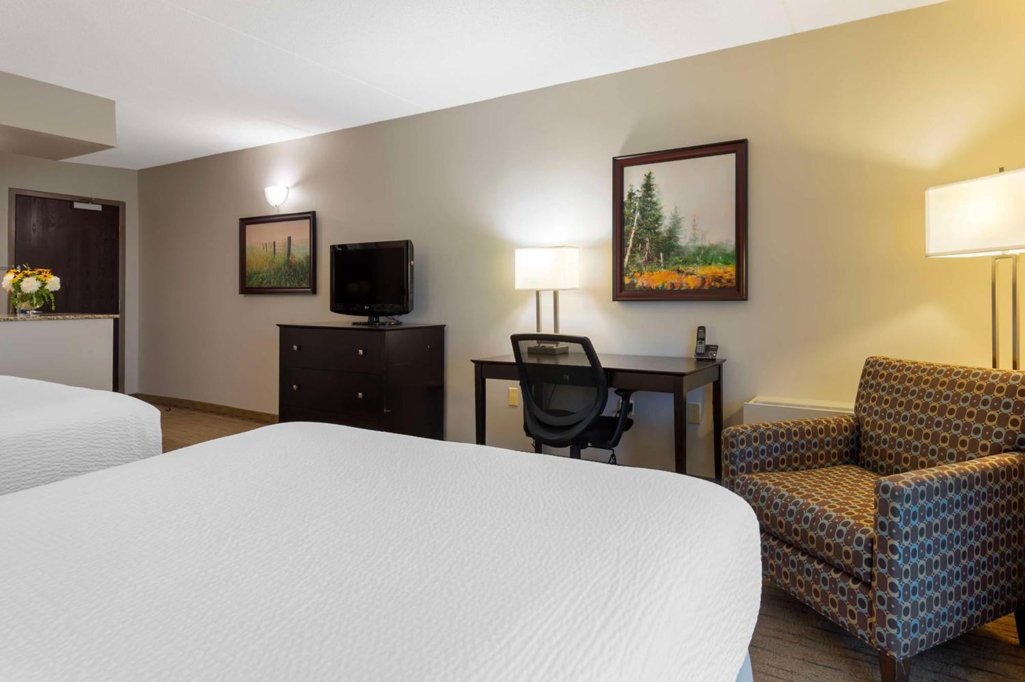 Best Western Pembroke Inn & Conference Centre Екстер'єр фото